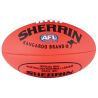Le légendaire ballon Sherrin : l'icône absolue du football australien entre vos mains.